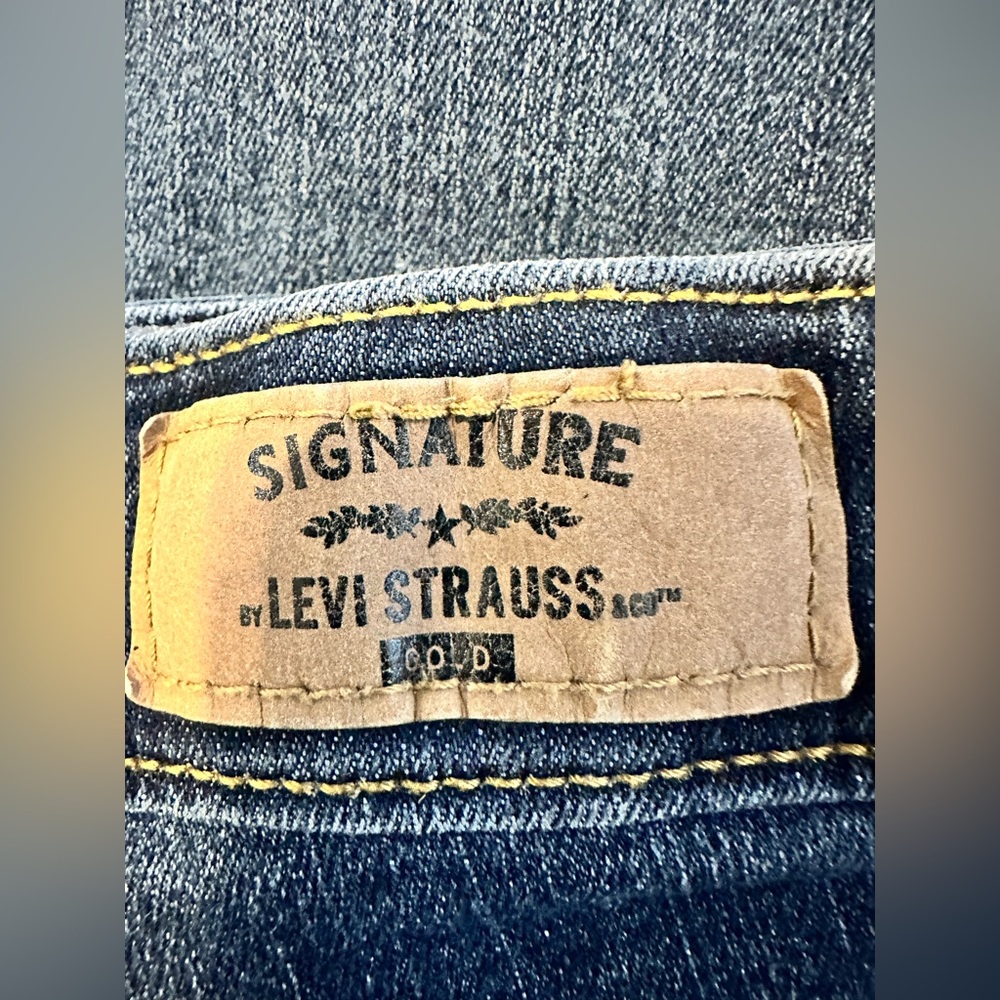 Signature by Levi Strauss Size 10 Modern Skinny Shorts Pre-owned - Picture 5 of 7